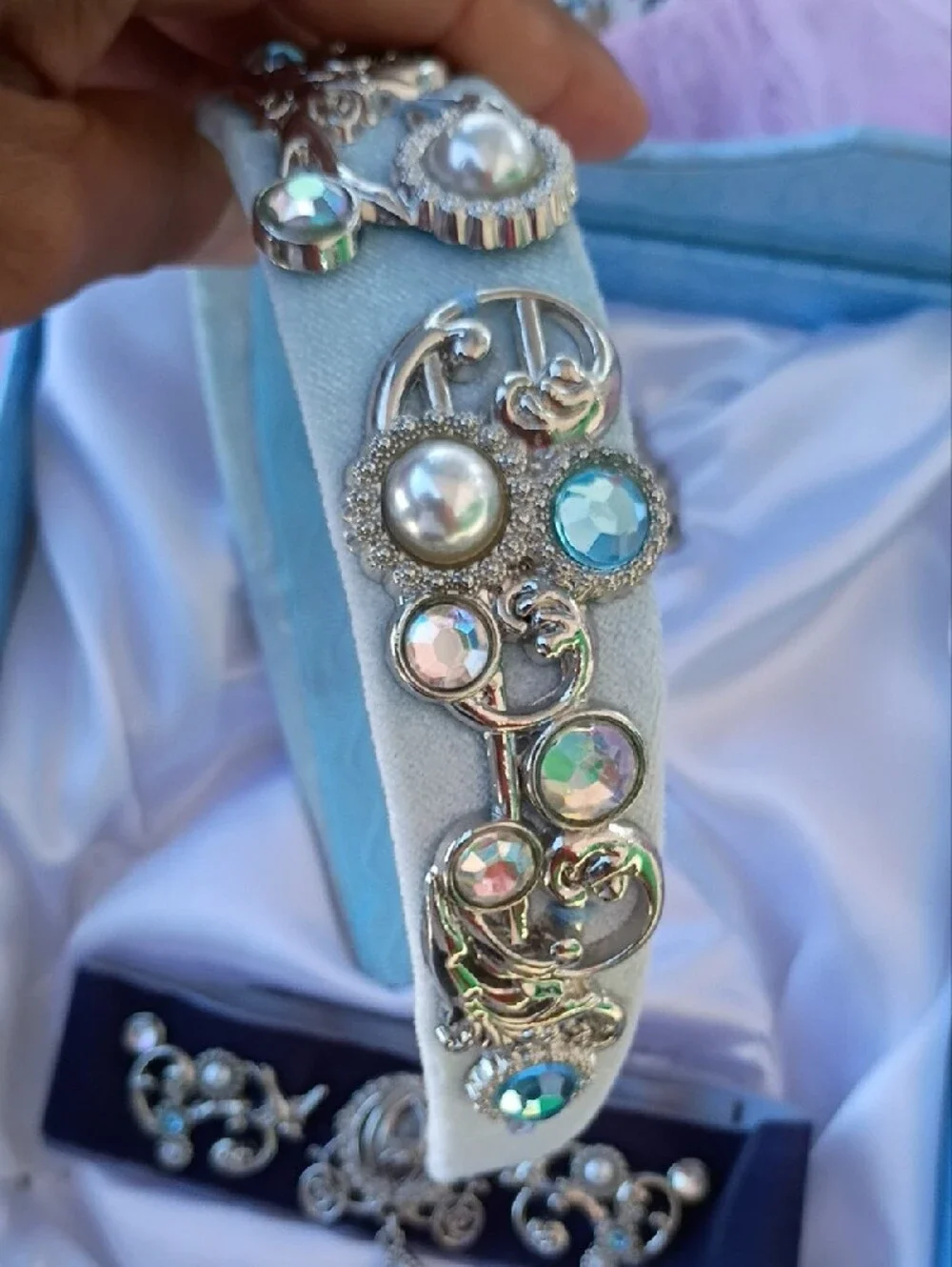Disney Cinderella Light Blue Headband & Jewelry Accessory Set